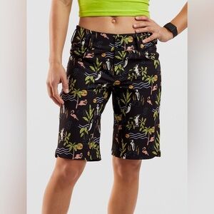 Wild Rye Deco Birds Women's Size 6 Summer Shorts Play Wild 12” Inseam